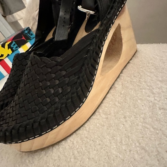 Free People clogs size 8 - Picture 2 of 9